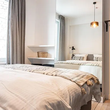 Characteristic House Near The For 10 Ostenda